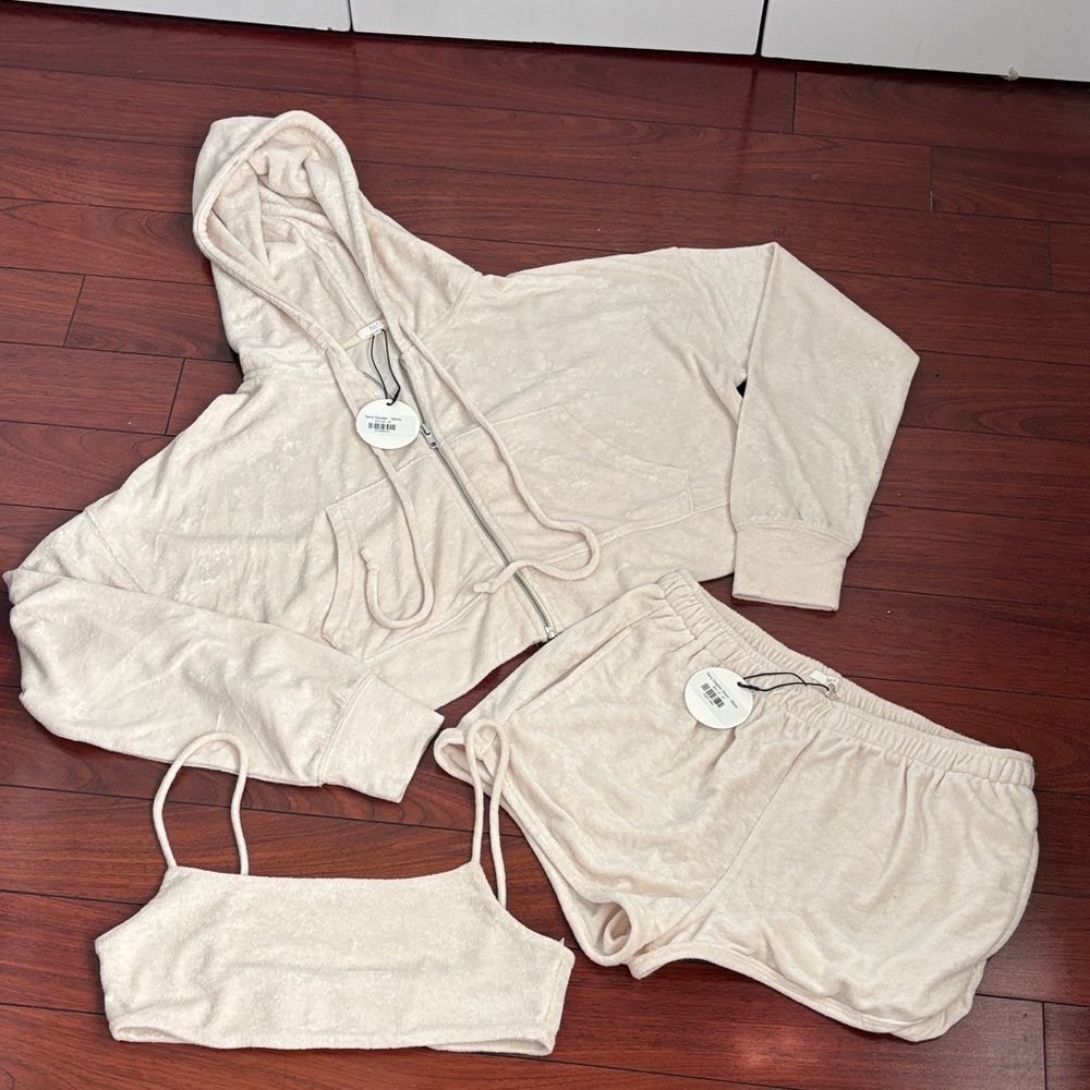 Nia Elegant Cream Hoodie and Shorts Set